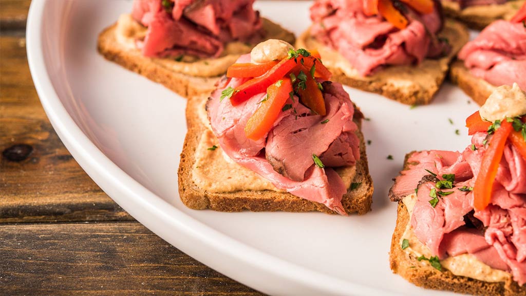 Dijon Horseradish Roast Beef Crostini