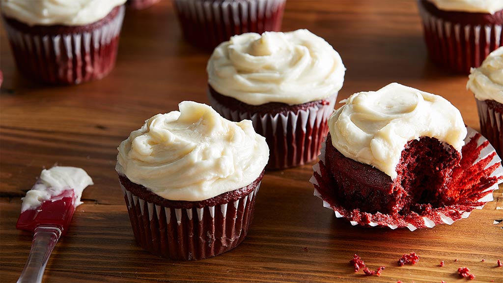 Easy Red Velvet Cupcakes