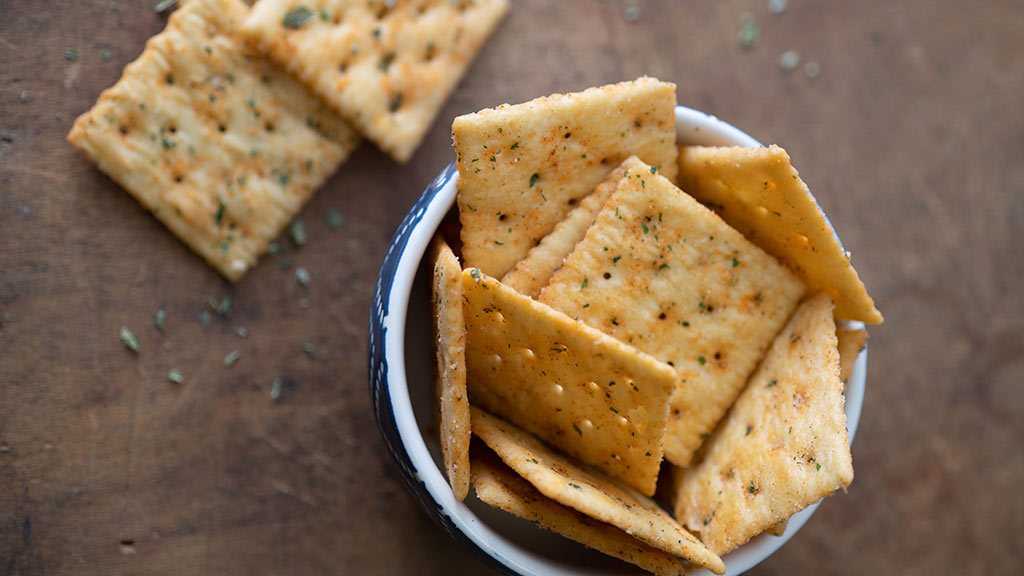 Spicy Crackers