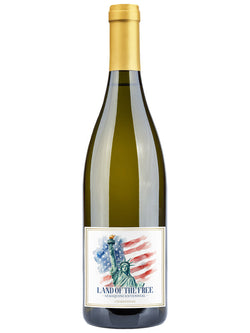 Wine bottle with a label featuring the Statue of Liberty and an American flag on a white background