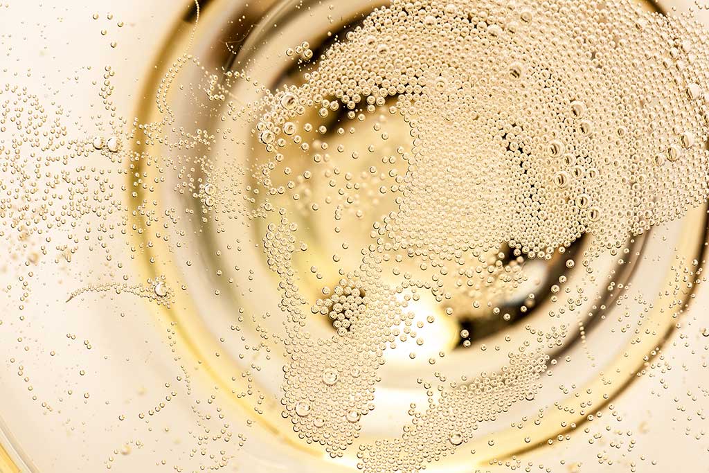 Champagne bubbles